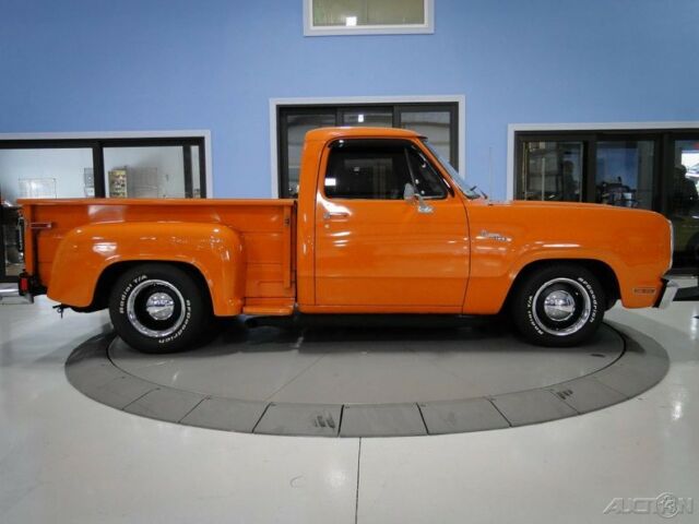 1978 Orange Dodge D100