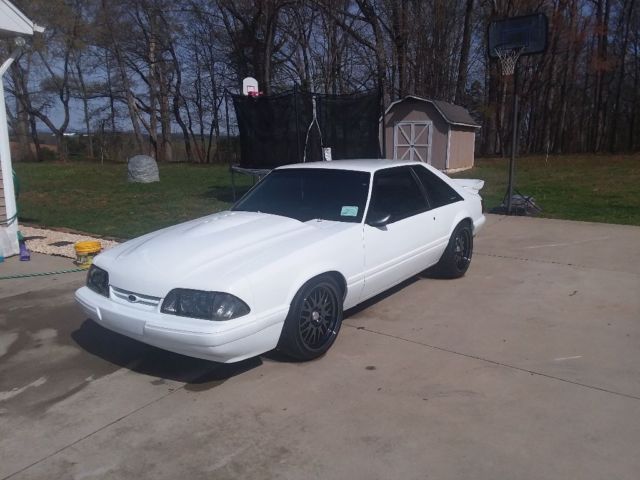 1989 White Ford Mustang Hatchback