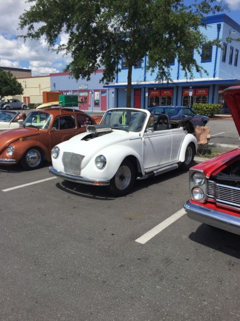1973 White Volkswagen Beetle - Classic Convertible