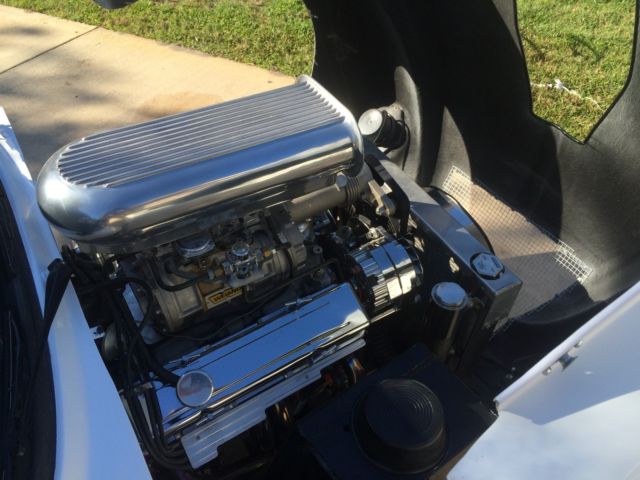 1973 White Volkswagen Beetle - Classic Convertible