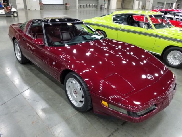 1993 Ruby Rec Chevrolet Corvette Coupe