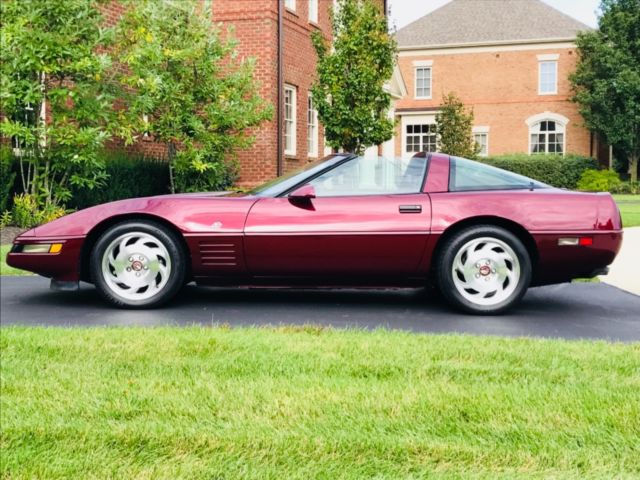 1993 Ruby Rec Chevrolet Corvette Coupe