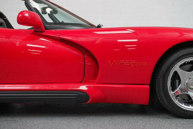 1993 Red Dodge Viper