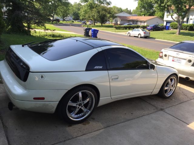 1993 Pearl white Nissan 300ZX Coupe