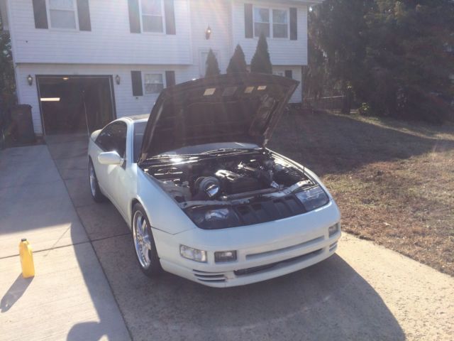 1993 Pearl white Nissan 300ZX Coupe
