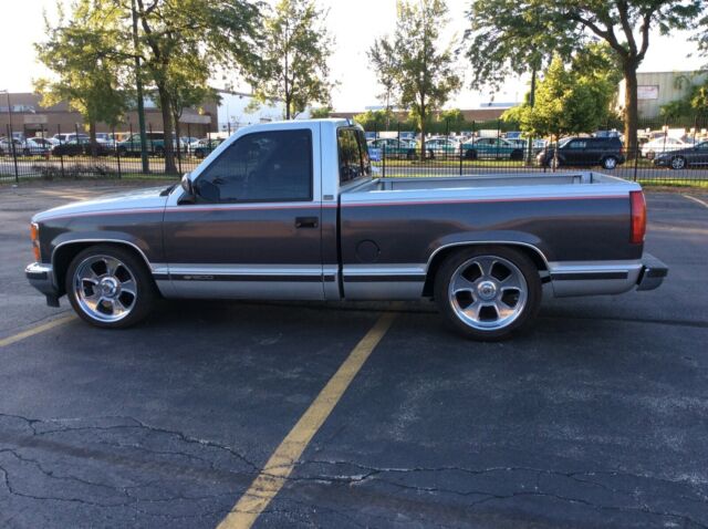 1992 Silver Chevrolet Silverado 1500 Standard Cab Pickup