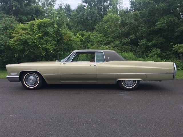 1967 Green Cadillac DeVille Coupe