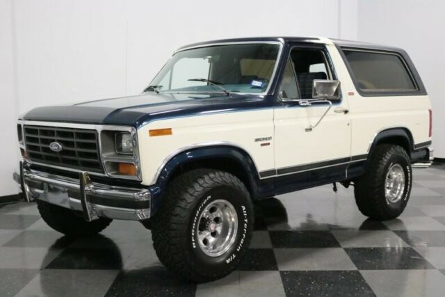 1982 Blue Ford Bronco SUV