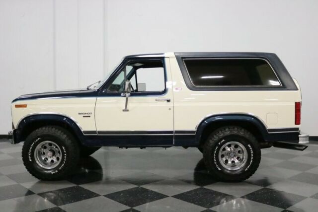 1982 Blue Ford Bronco SUV