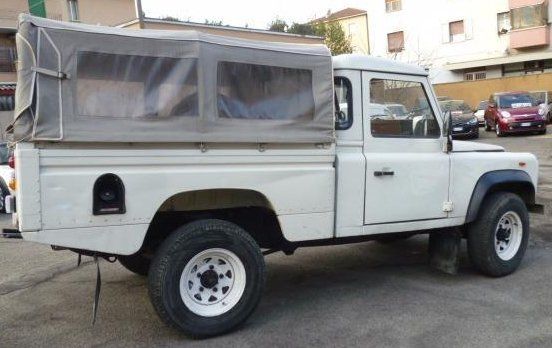 1987 White Land Rover Defender Standard Cab Pickup