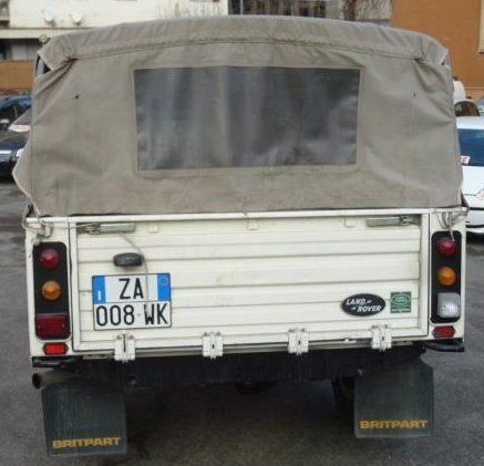 1987 White Land Rover Defender Standard Cab Pickup