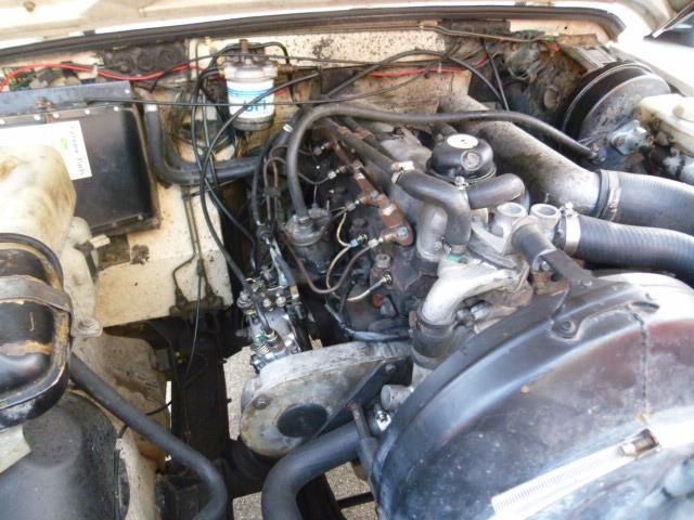 1987 White Land Rover Defender Standard Cab Pickup