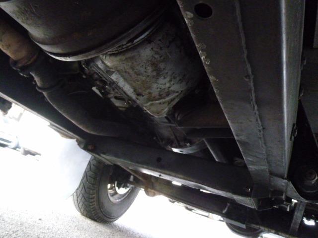 1987 White Land Rover Defender Standard Cab Pickup