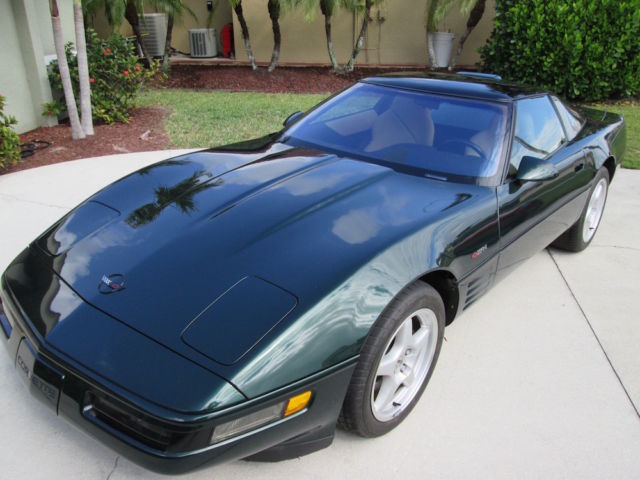 1994 Polo Green Chevrolet Corvette Coupe