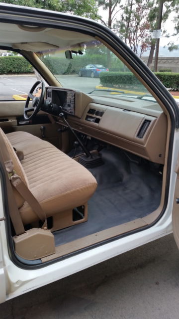 1993 White GMC Sierra 3500 Standard Cab Pickup