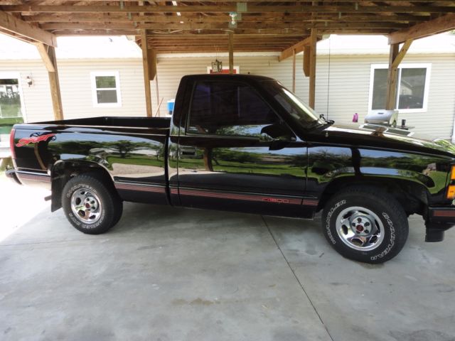 1992 Black Chevrolet C/K Pickup 1500