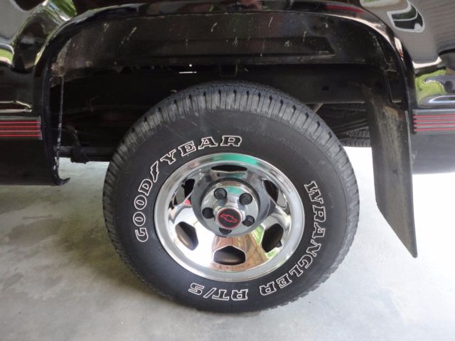 1992 Black Chevrolet C/K Pickup 1500