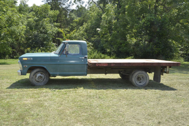 1969 Blue Ford F-350 Cab & Chassis