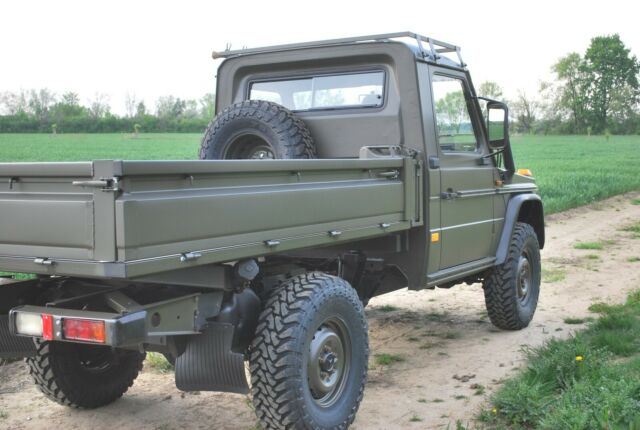 1993 Green Mercedes-Benz G-Class Standard Cab Pickup
