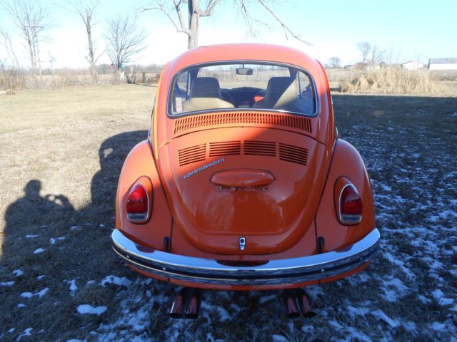 1976 Orange Volkswagen Beetle - Classic Coupe