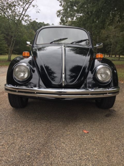 1972 Black Volkswagen Beetle - Classic Coupe