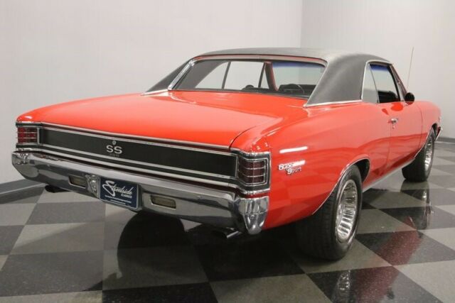 1967 Red Chevrolet Chevelle Hardtop