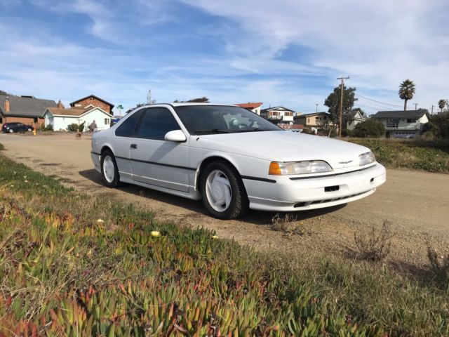 1991 White Ford Thunderbird Coupe