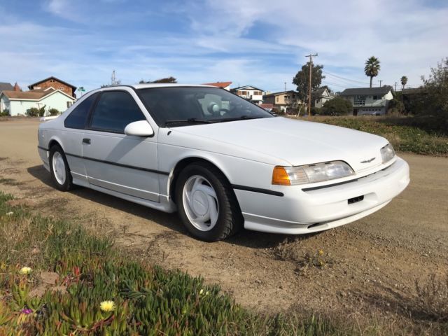 1991 White Ford Thunderbird Coupe