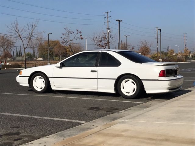 1991 White Ford Thunderbird Coupe