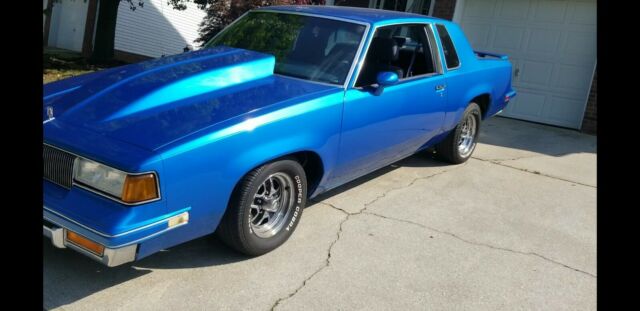1987 Blue Oldsmobile Cutlass Coupe