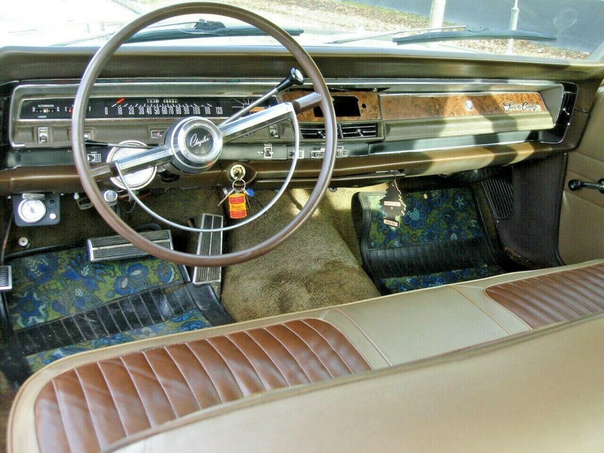 1968 Green Chrysler Town & Country Wagon