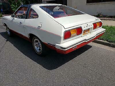 1978 White Ford Mustang Fastback
