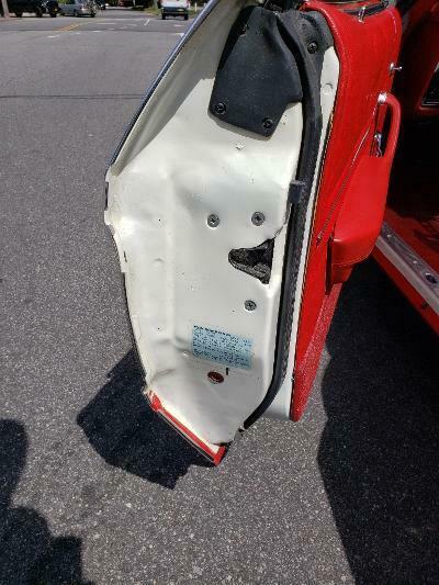 1978 White Ford Mustang Fastback