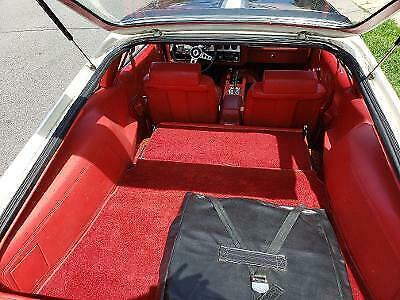 1978 White Ford Mustang Fastback