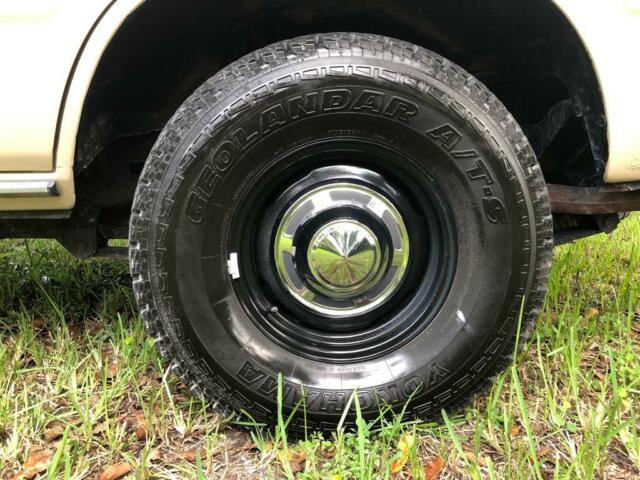 1982 Beige Toyota Land Cruiser SUV