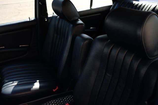 1984 Silver Blue metallic clear coat Mercedes-Benz 300-Series Sedan