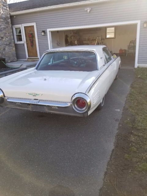 1961 White Ford Thunderbird Coupe