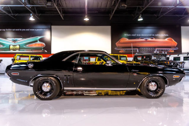 1971 Black Dodge Challenger Coupe