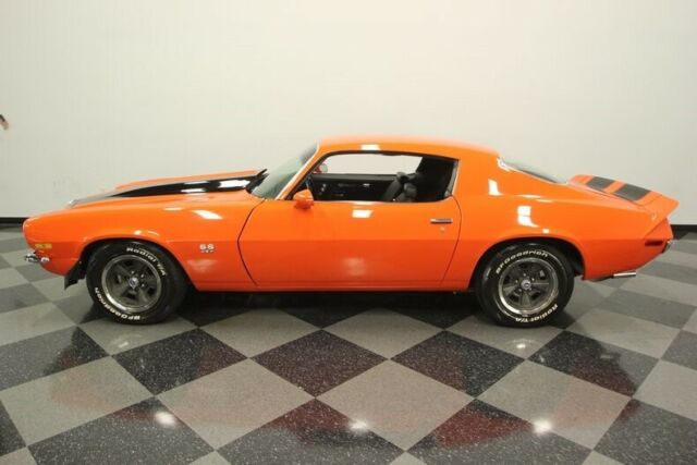 1970 Orange Chevrolet Camaro Hardtop