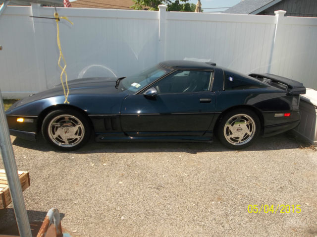 1989 Blue Chevrolet Corvette Coupe