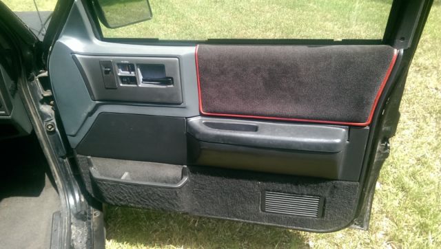 1991 Black GMC Syclone Cab & Chassis