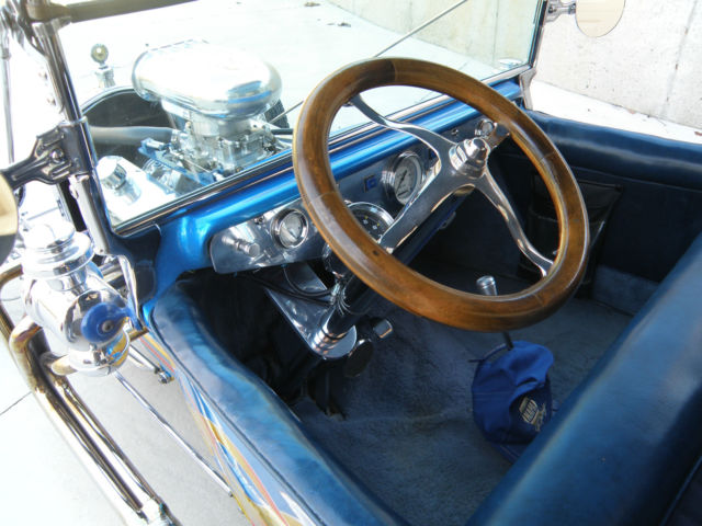 19230000 Blue Ford Model T