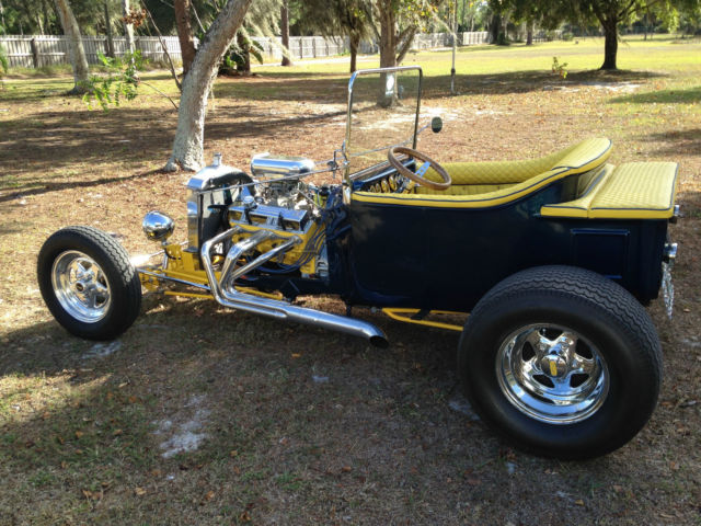 1923 Blue Ford Model T Convertible