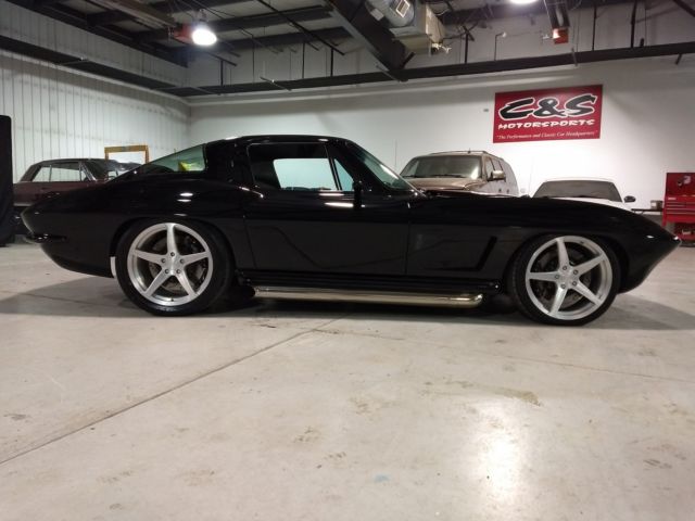 1965 Black Chevrolet Corvette STING RAY