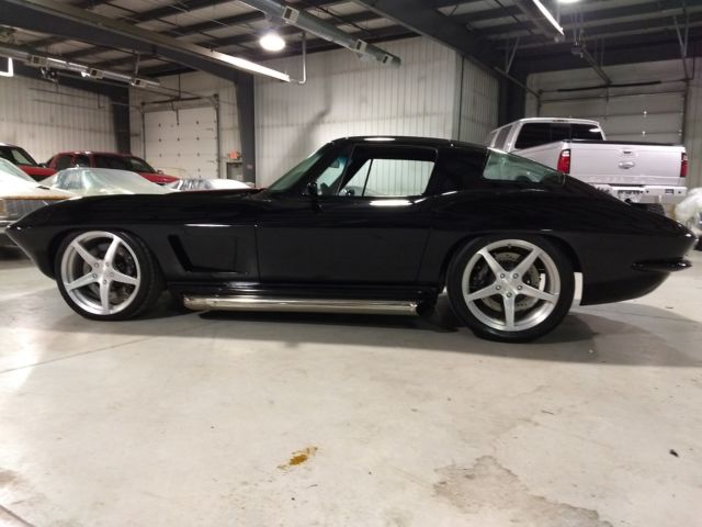 1965 Black Chevrolet Corvette STING RAY
