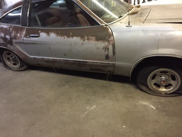 19780000 Silver Ford Mustang Hatchback