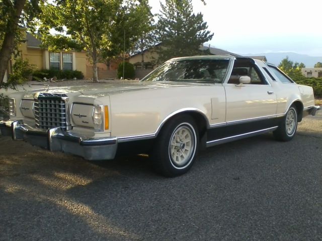 1978 Tan Ford Thunderbird 2 Door Hardtop