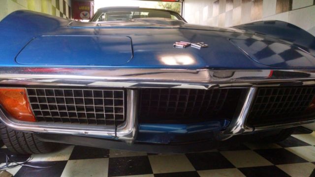 1971 Blue Chevrolet Corvette Coupe