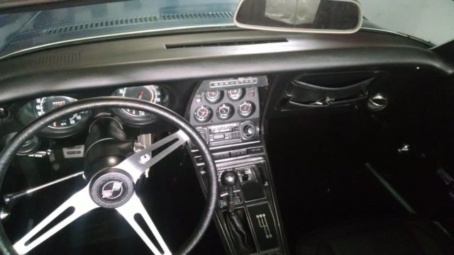 1971 Blue Chevrolet Corvette Coupe