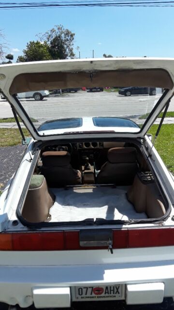 1987 Silver Nissan 300ZX Coupe/T-Top